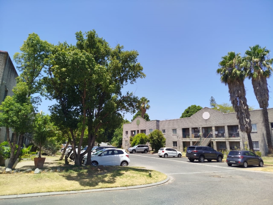 1 Bedroom Property for Sale in Denneburg Western Cape